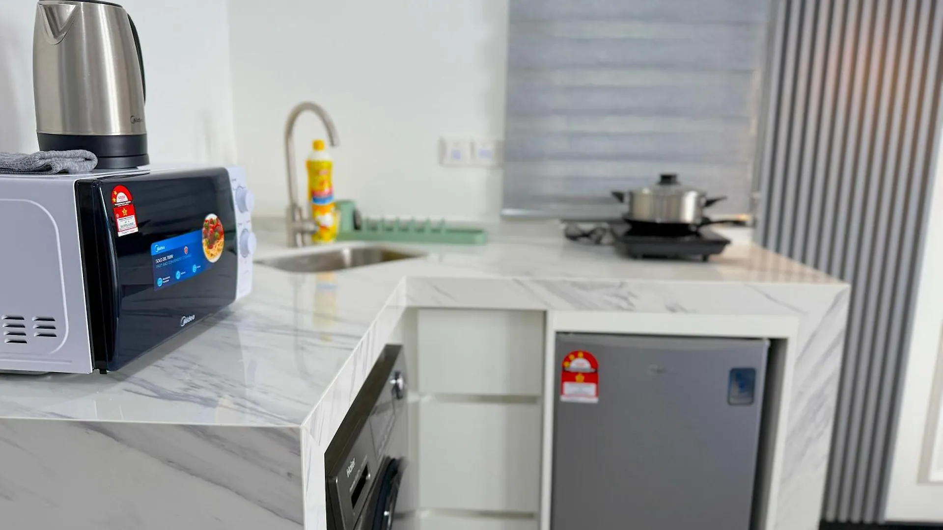 Neu Suites By Serenity Homes Near Gleneagles, Klcc & Lrt Kuala Lumpur Apartment