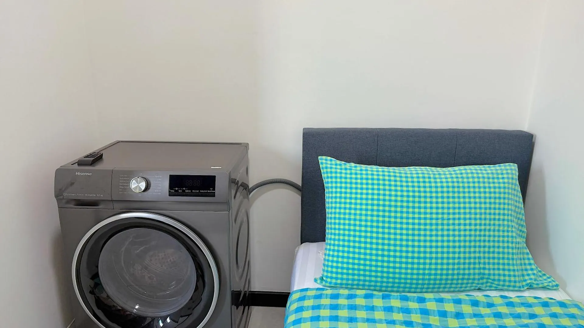 Apartment Neu Suites By Serenity Homes Near Gleneagles, Klcc & Lrt Kuala Lumpur Malaysia