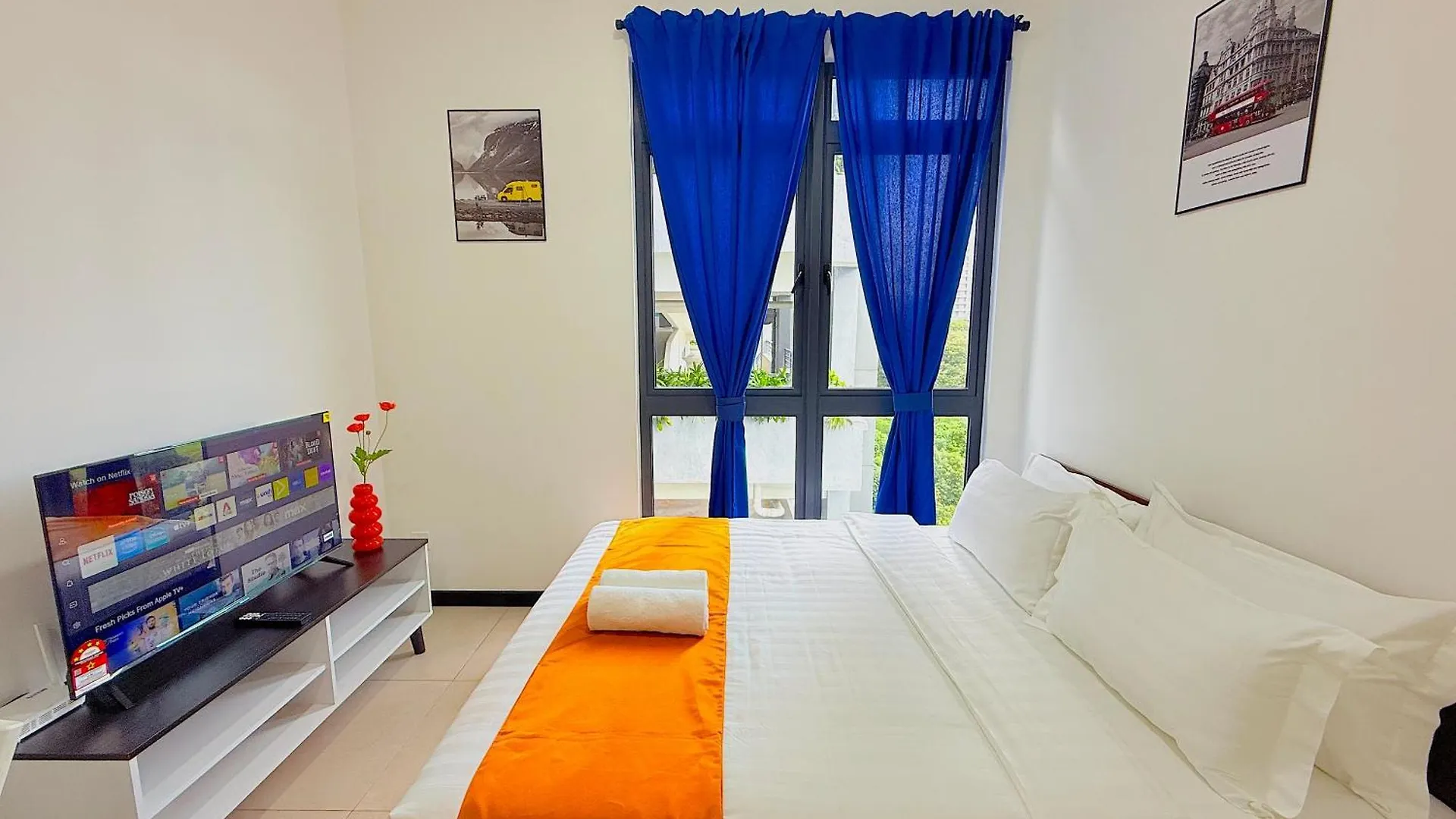 Neu Suites By Serenity Homes Near Gleneagles, Klcc & Lrt Kuala Lumpur Apartment