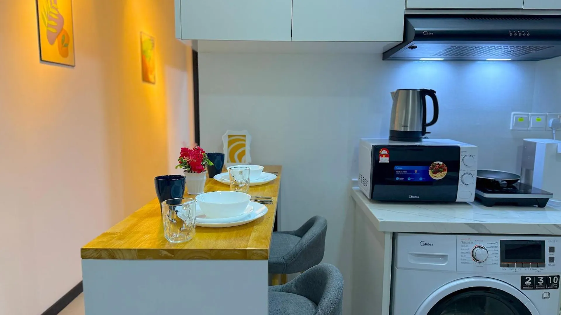 Neu Suites By Serenity Homes Near Gleneagles, Klcc & Lrt Kuala Lumpur Apartment
